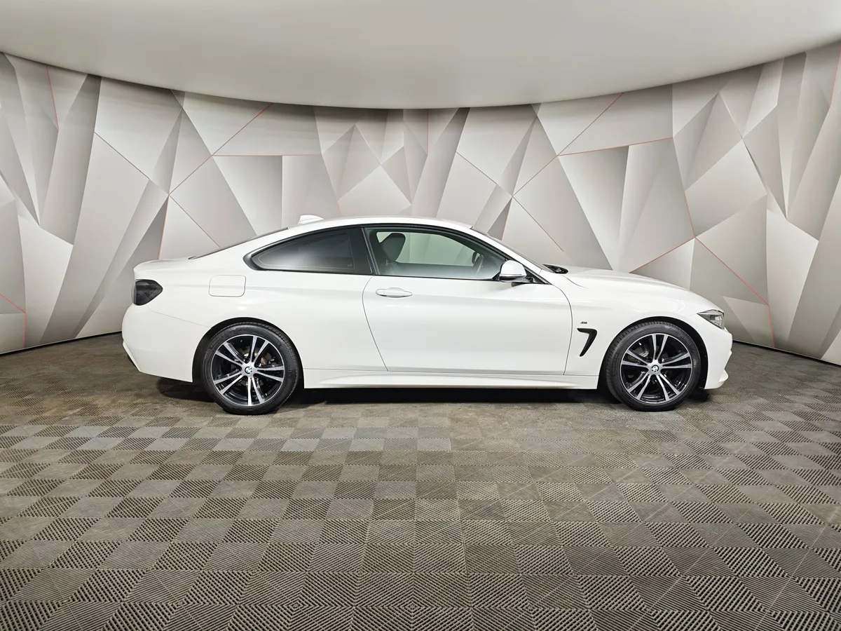 BMW 4 серия 420i AT (184 л.с.) Белый в АВИЛОН. Слайд №6