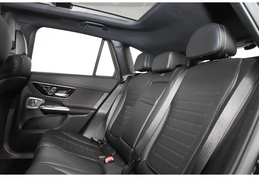 Mercedes-Benz GLC 300 4MATIC 9G-TRONIC (258 л.с.) Серый в АВИЛОН. Слайд №9