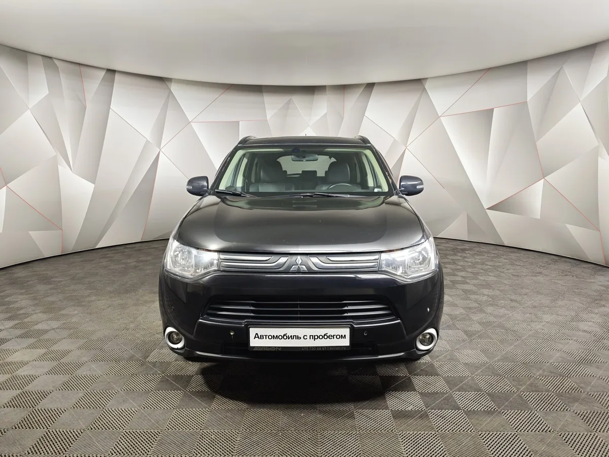 Mitsubishi Outlander 2.4 CVT 4WD (167 л.с.) Черный в АВИЛОН. Слайд №7