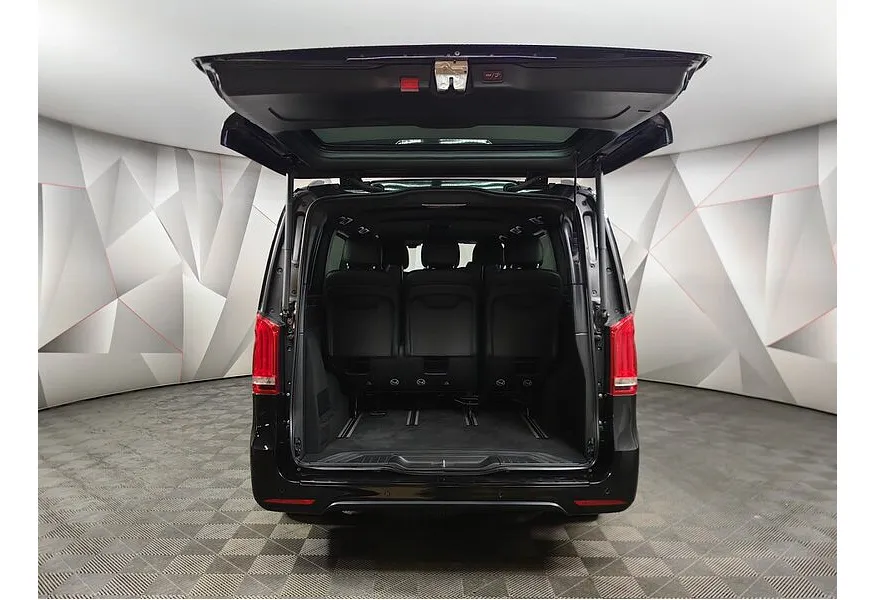 Mercedes-Benz V-Класс V 220 d AT L2 4x4 (163 л.с.) AMG Line Черный в АВИЛОН. Слайд №12