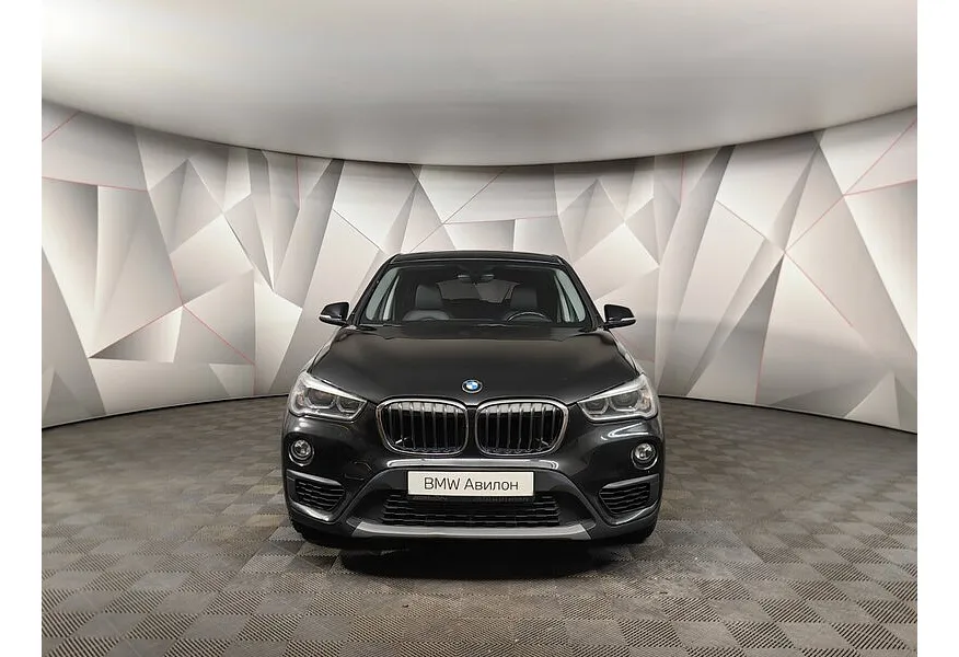 LIVE. Слайд №4