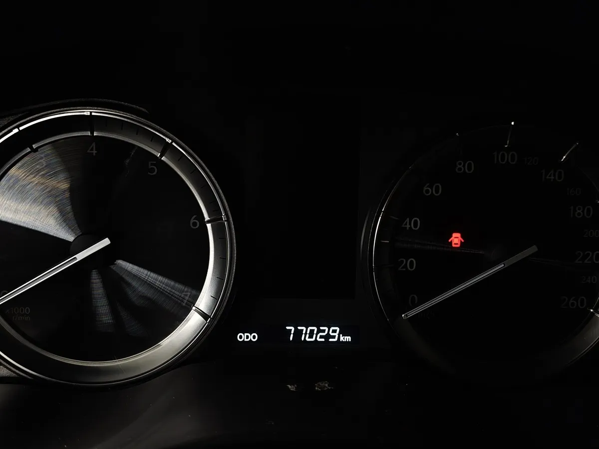 Lexus LX 570 AT (367 л.с.) Heritage Белый в АВИЛОН. Слайд №18