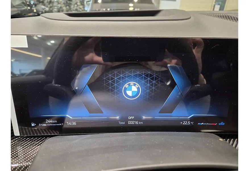 BMW X6 xDrive40d AT (340 л.с.) Серый в АВИЛОН. Слайд №15