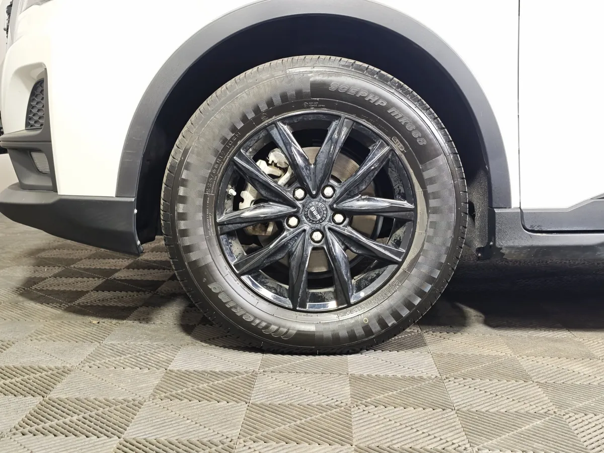 SWM G05 Pro 1.5 AMT (139 л.с.) 7 мест Белый в АВИЛОН. Слайд №9