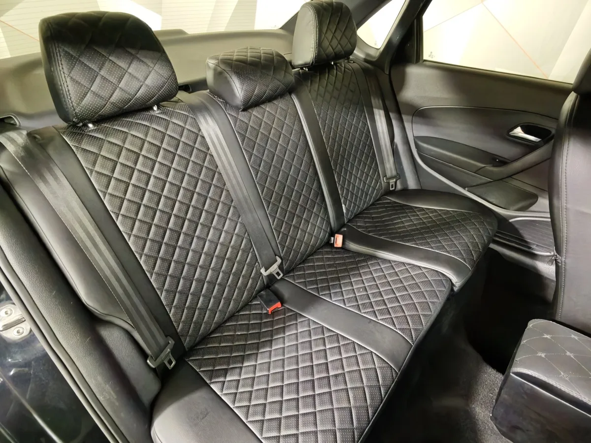 Volkswagen Polo 1.6 Tiptronic (105 л.с.) Черный в АВИЛОН. Слайд №17