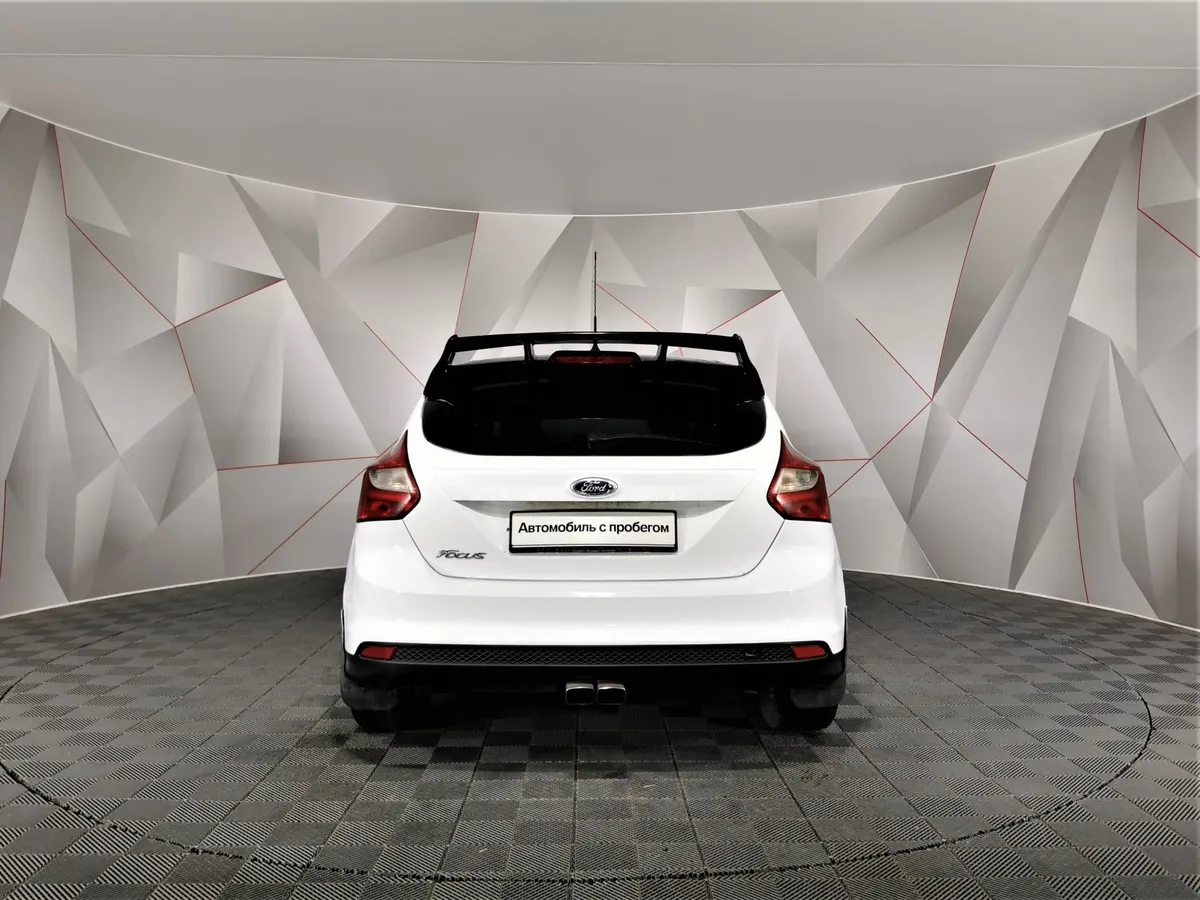 Ford Focus 1.6 MT (105 л.с.) Trend Белый в АВИЛОН. Слайд №8