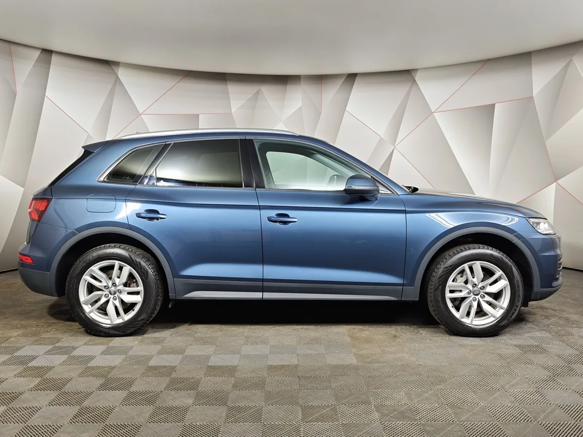 Audi Q5 2.0 TFSI S tronic quattro (249 л.с.) Синий в АВИЛОН. Слайд №6