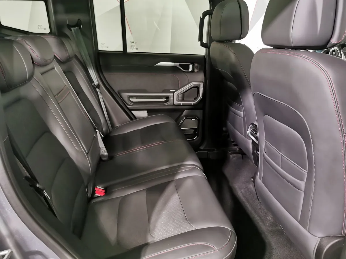 JETOUR T2 2.0T 7DCT AWD (245 л.с.) Престиж Серый в АВИЛОН. Слайд №15