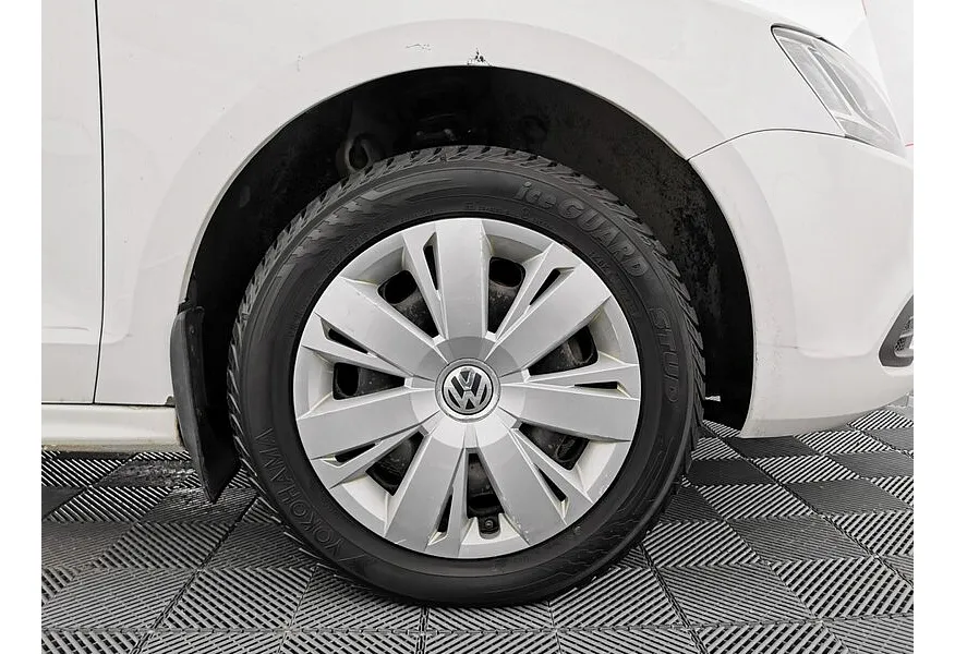 Volkswagen Jetta 1.4 TSI MT (122 л.с.) Highline Белый в АВИЛОН. Слайд №9