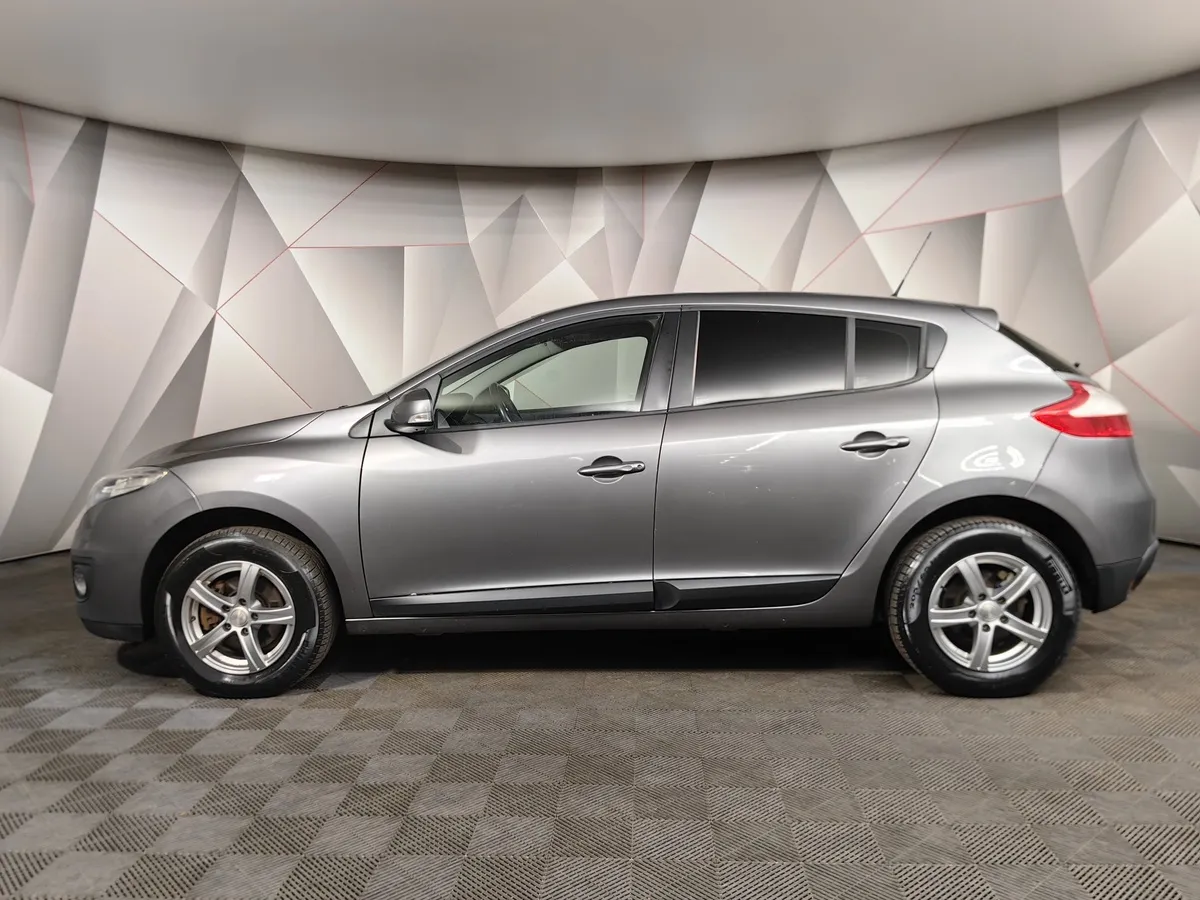 Renault Megane 1.6 MT (106 л.с.) Серый в АВИЛОН. Слайд №5