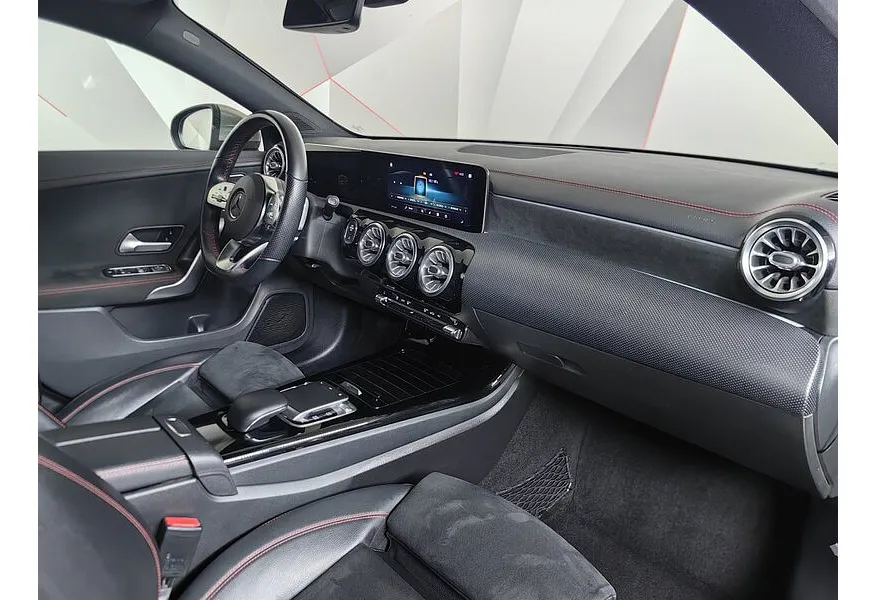 Mercedes-Benz CLA 200 7G-DCT (150 л.с.) Sport Серый в АВИЛОН. Слайд №13