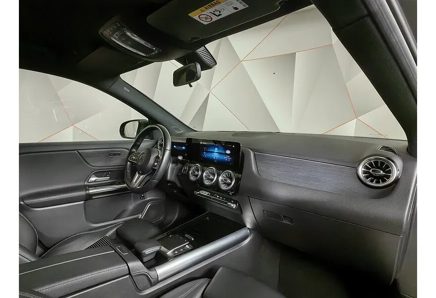 Mercedes-Benz GLA 200 7G-DCT (163 л.с.) Progressive Серый в АВИЛОН. Слайд №9