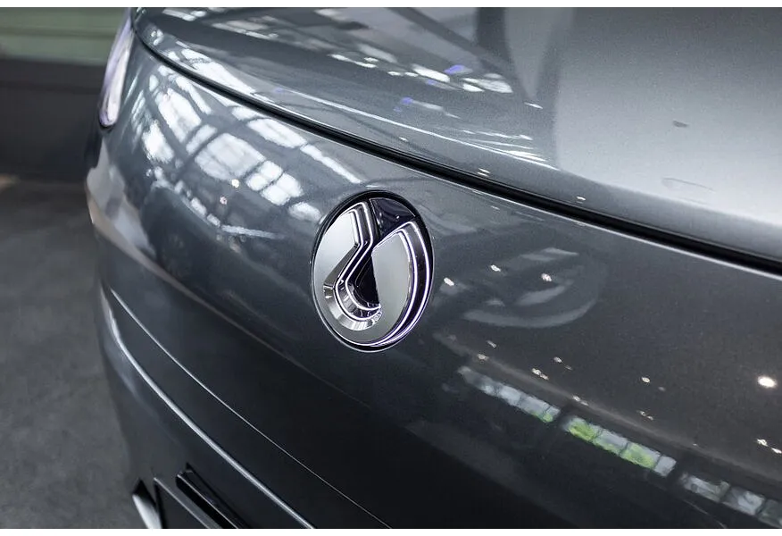 LIVE. Слайд №18