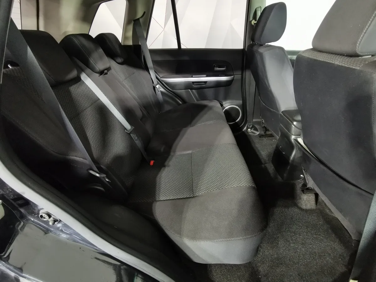 Suzuki Grand Vitara 2.0 AT AWD (140 л.с.) Черный в АВИЛОН. Слайд №15