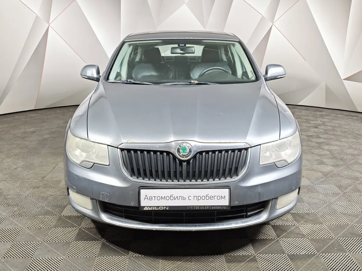 Skoda Superb 1.8 TSI AT (152 л.с.) Серый в АВИЛОН. Слайд №7