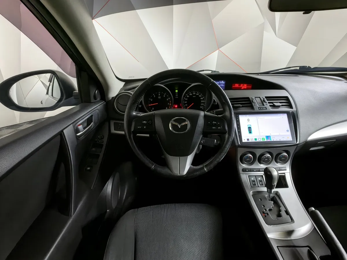 Mazda 3 1.6 AT (105 л.с.) Серый в АВИЛОН. Слайд №19