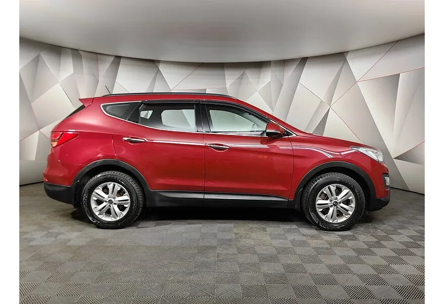 Hyundai Santa Fe 2.4 AT 4WD (175 л.с.) Dynamic Красный в АВИЛОН. Слайд №6