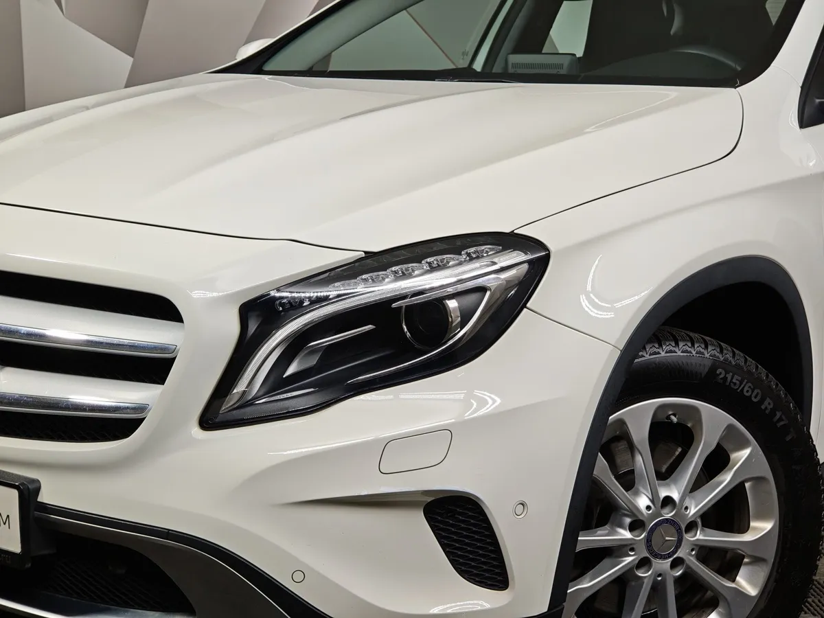 Mercedes-Benz GLA 250 7G-DCT 4MATIC (211 л.с.) Особая серия Белый в АВИЛОН. Слайд №10