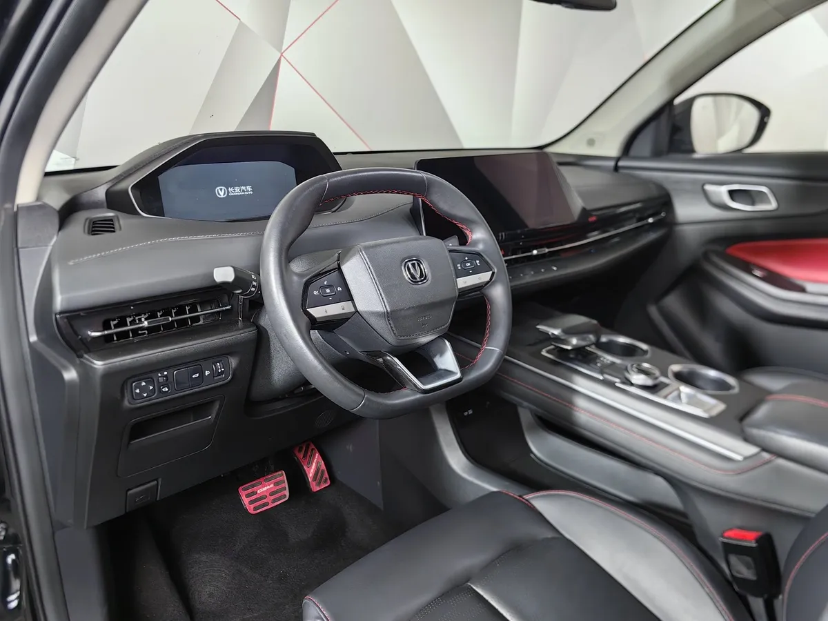 Changan CS55PLUS 1.5T 7DCT (180 л.с.) Tech Черный в АВИЛОН. Слайд №18