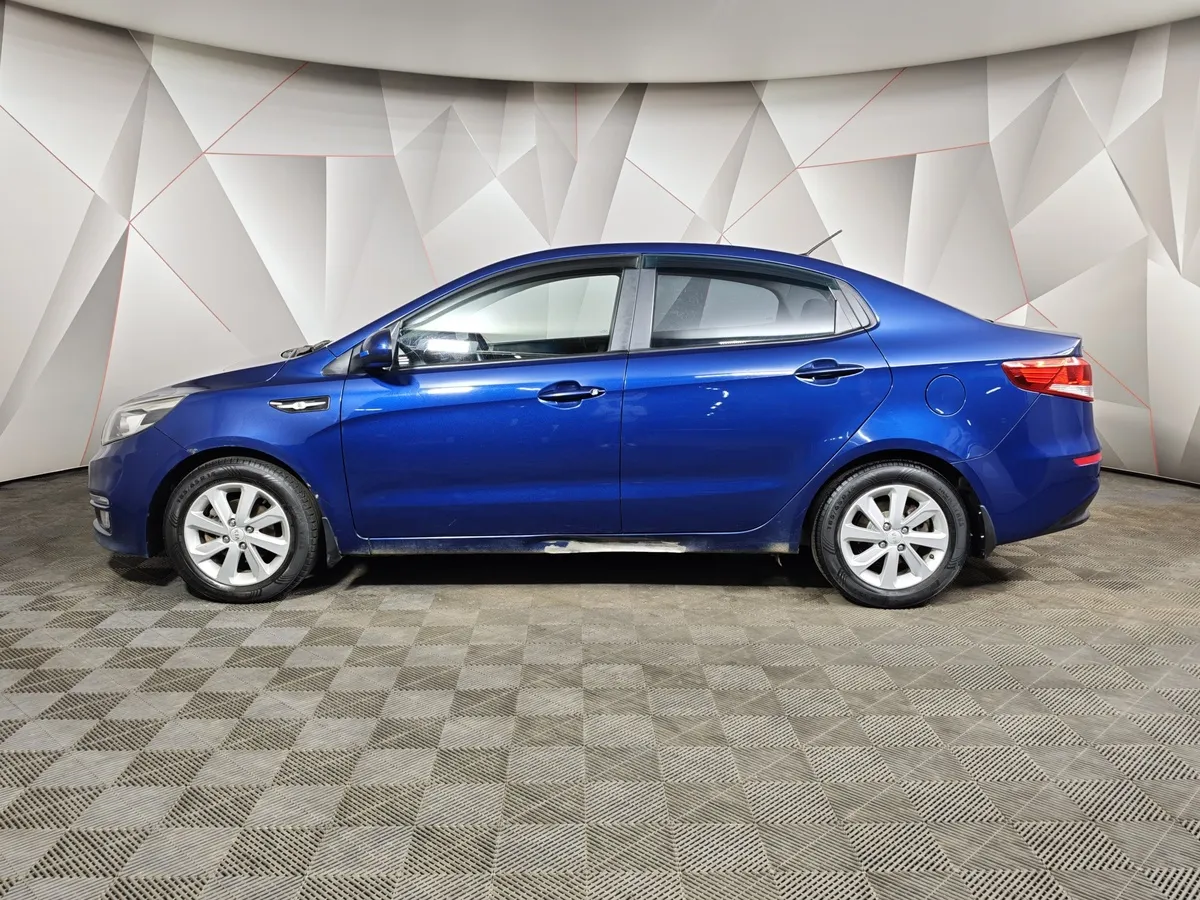Kia Rio 1.6 6MT (123 л.с.) Синий в АВИЛОН. Слайд №5
