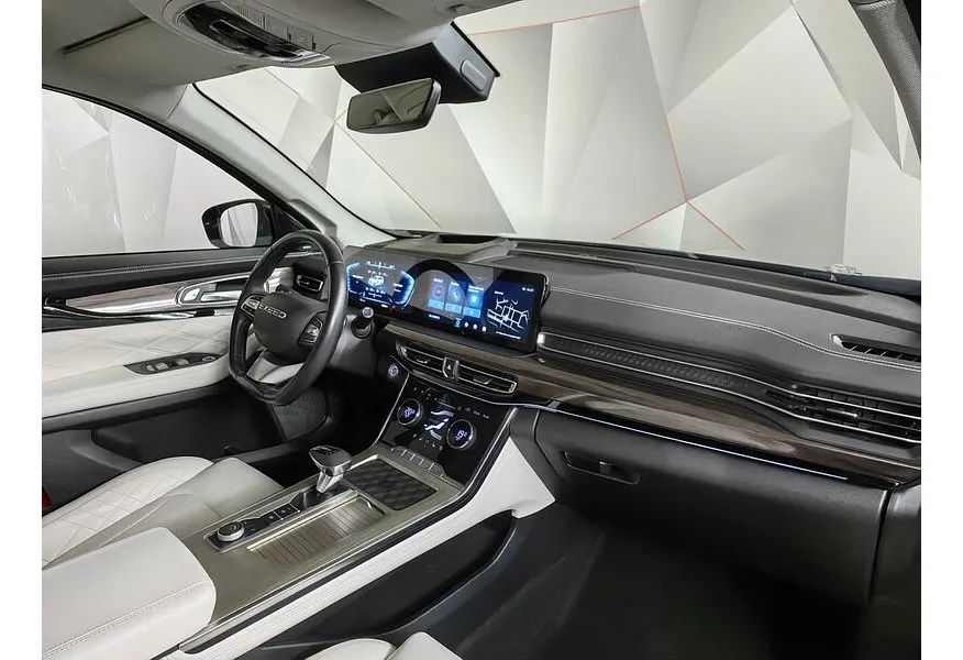 EXEED VX 2.0 AMT AWD (249 л.с.) President Черный в АВИЛОН. Слайд №12