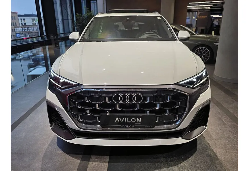 Audi Q8 3.0 TFSI tiptronic quattro (340 л.с.) Белый в АВИЛОН. Слайд №3