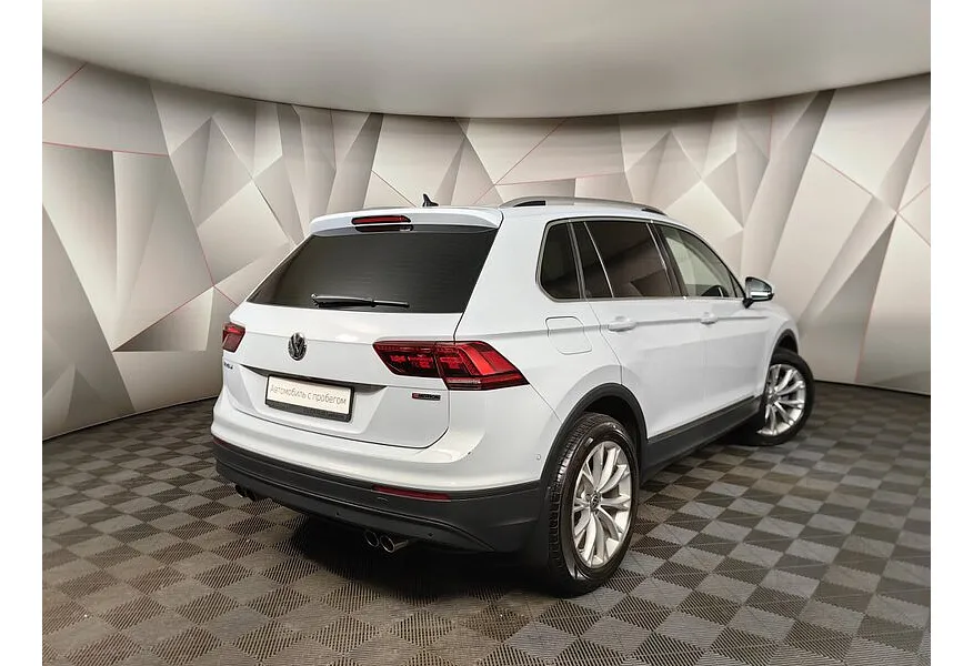 Volkswagen Tiguan 2.0 TSI 4Motion AT (180 л.с.) Status Белый в АВИЛОН. Слайд №8