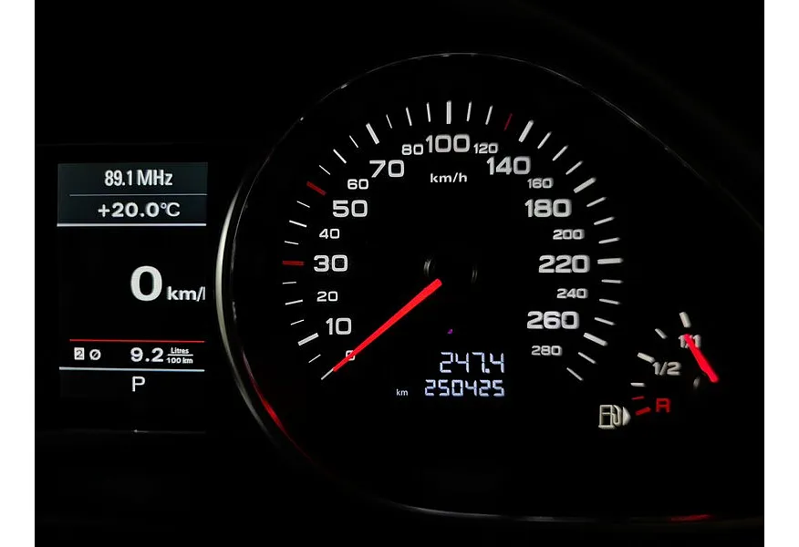 Audi Q7 3.0 TDI tiptronic quattro (245 л.с.) Черный в АВИЛОН. Слайд №18