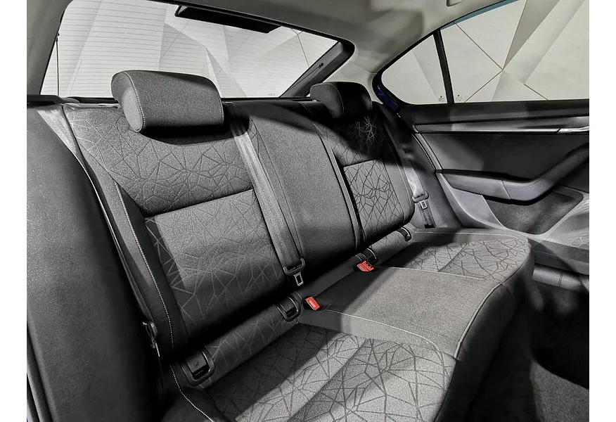 LIVE. Слайд №13