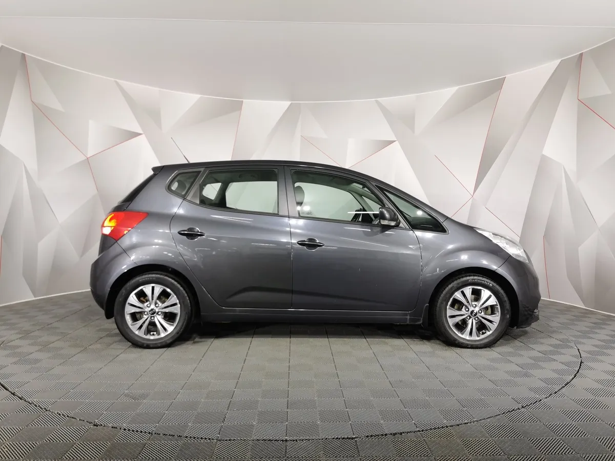 Kia Venga 1.6 AT (125 л.с.) Серый в АВИЛОН. Слайд №6