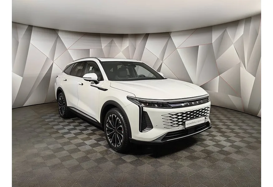 EXEED RX 2.0T DCT 4WD (249 л.с.) Platinum Белый в АВИЛОН. Слайд №3