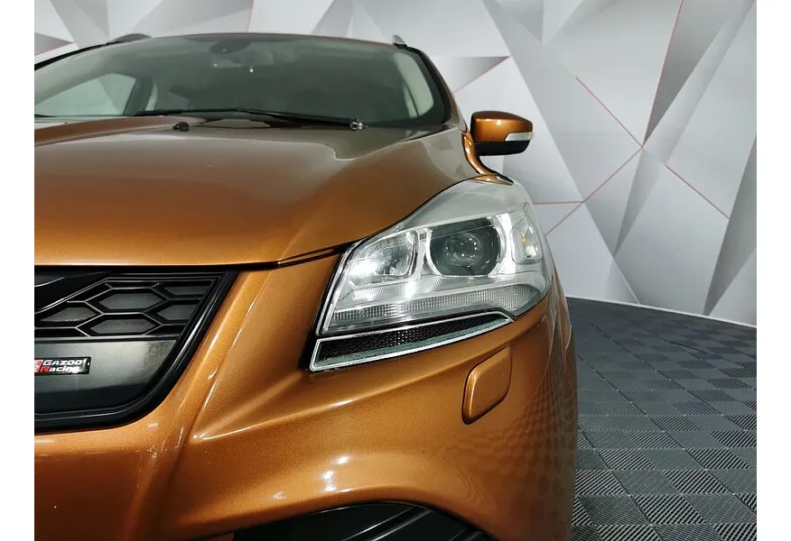 Ford Kuga 1.6 EcoBoost AT AWD (150 л.с.) Titanium Коричневый в АВИЛОН. Слайд №10