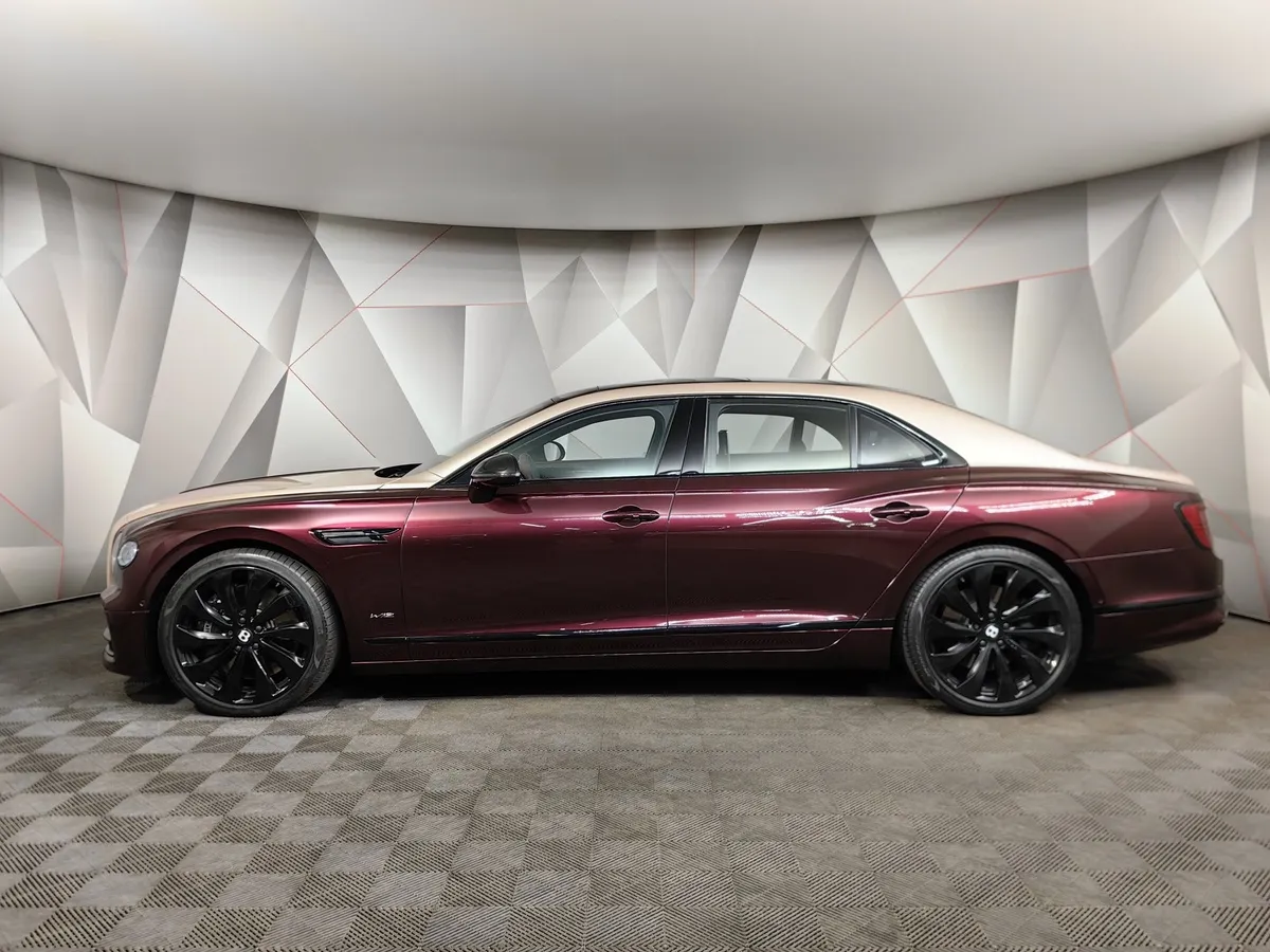 Bentley Flying Spur 6.0 W12 AWD AT (635 л.с.) Красный в АВИЛОН. Слайд №5