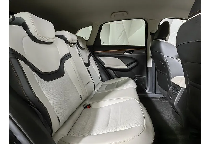 Haval Jolion 1.5 DCT 4WD (150 л.с.) Premium Черный в АВИЛОН. Слайд №16