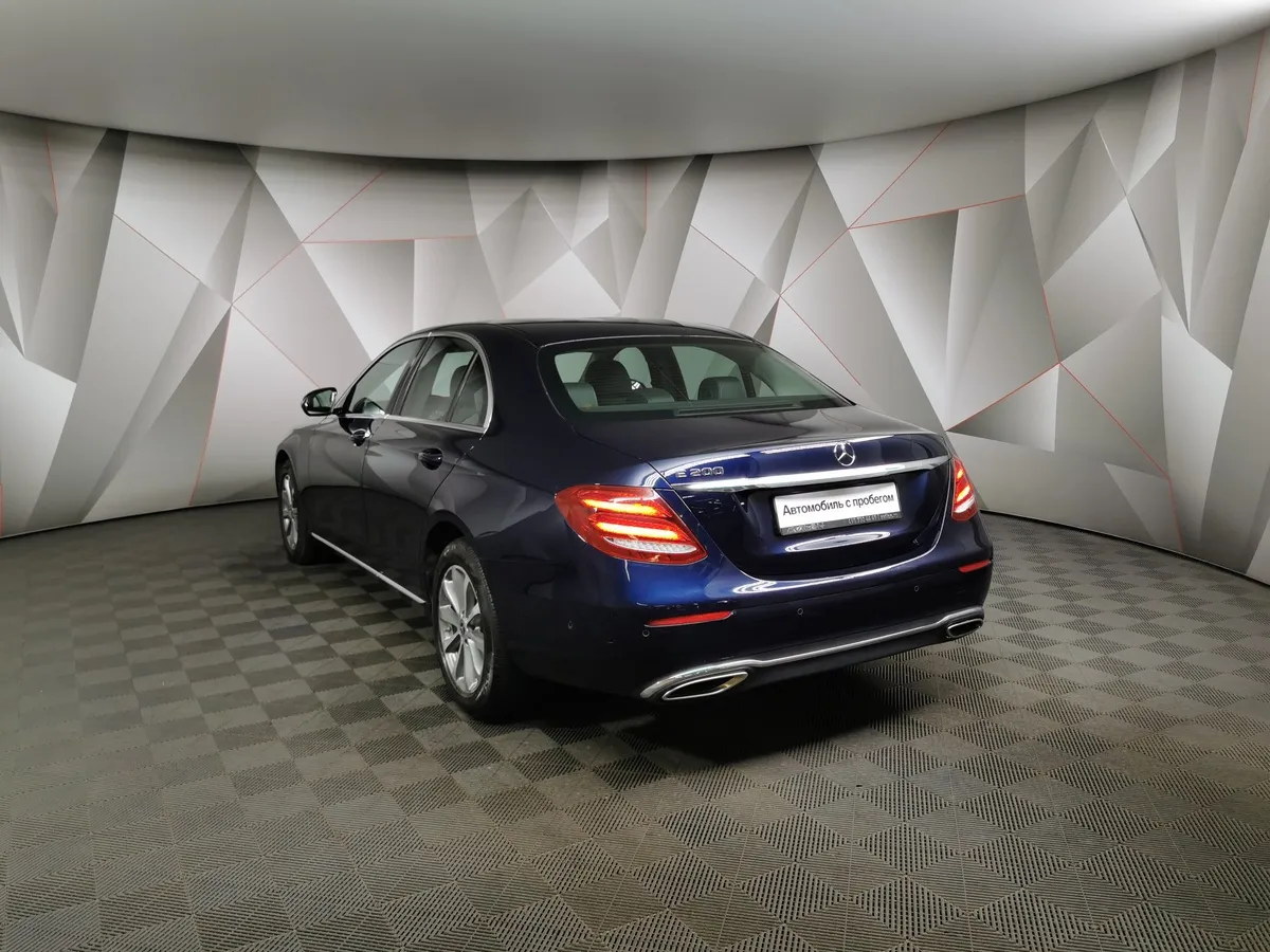 Mercedes-Benz E-Класс E 200 9G-TRONIC (197 л.с.) Синий в АВИЛОН. Слайд №4