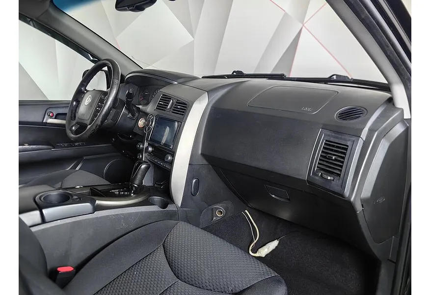 АВИЛОН - SsangYong Kyron 2.0 Xdi E-Tronic 4WD (141 л.с.) Черный - slide 14
