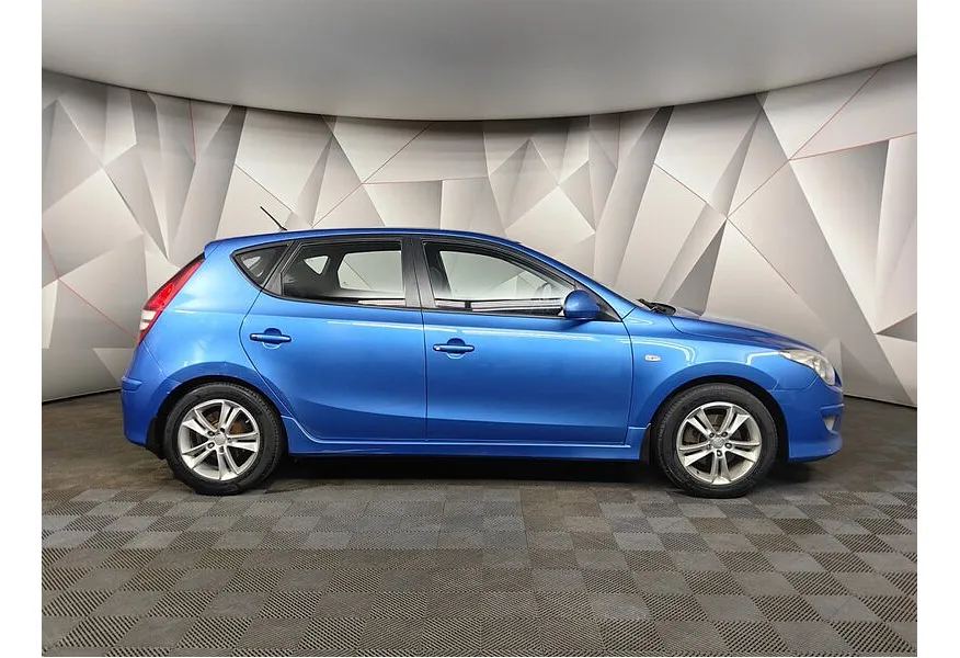 АВИЛОН - Hyundai i30 1.6 AT (126 л.с.) Синий - slide 3