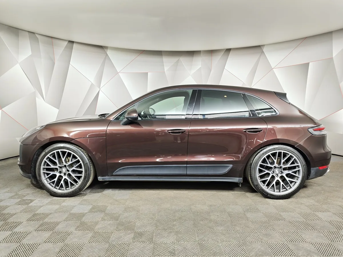 Porsche Macan 2.0 TFSI AMT 4WD (265 л.с.) R4 Коричневый в АВИЛОН. Слайд №5