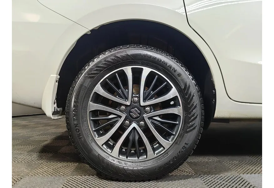 Suzuki Ertiga 1.5 AT (103 л.с.) ZXi+ Белый в АВИЛОН. Слайд №9