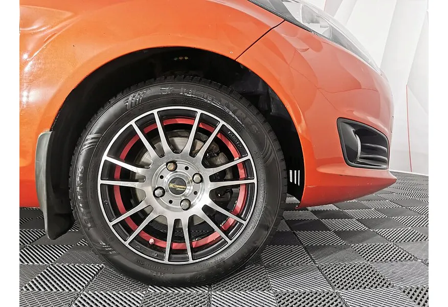 АВИЛОН - Ford Fiesta 1.6 Ti-VCT PowerShift (105 л.с.) Titanium Оранжевый - slide 11