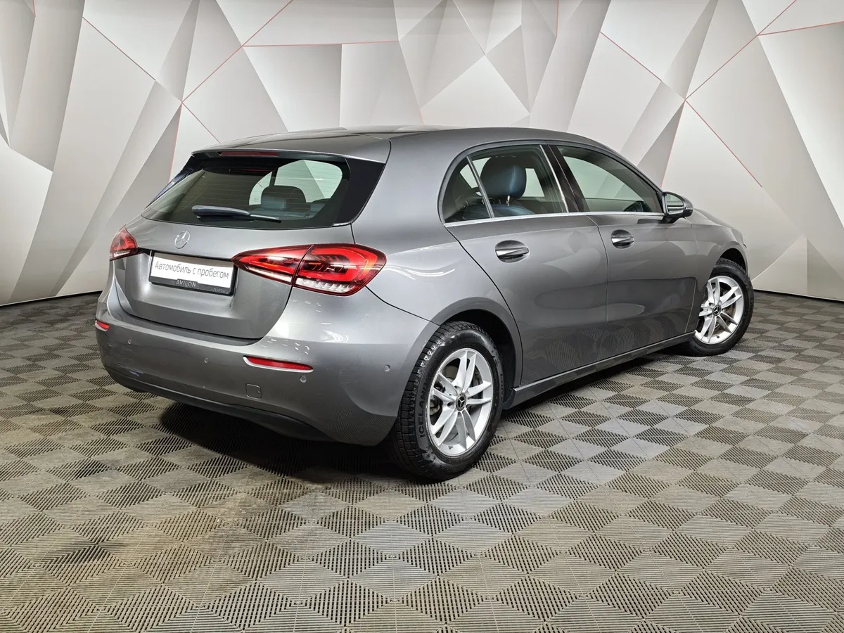 Mercedes-Benz A-Класс A 200 7G-DCT (150 л.с.) Style Серый в АВИЛОН. Слайд №2