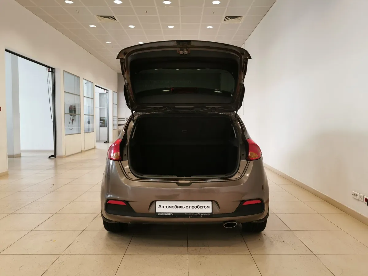 Kia Ceed 1.6 AT (129 л.с.) Коричневый в АВИЛОН. Слайд №11