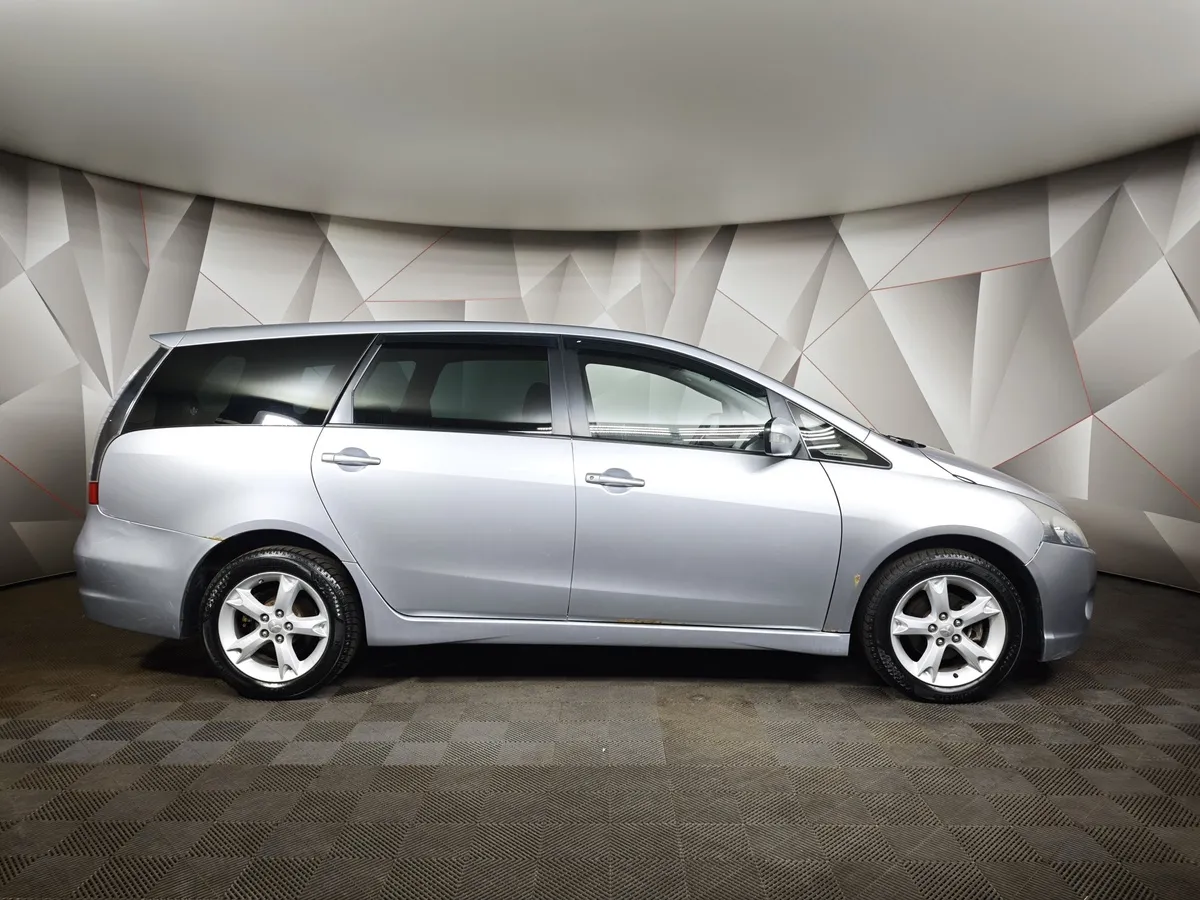 Mitsubishi Grandis 2.4 AT 4WD (165 л.с.) Серый в АВИЛОН. Слайд №4