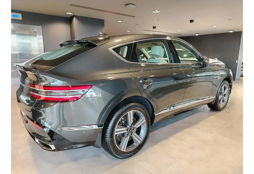 Genesis GV80 Coupe 2.5 T-GDI 8AT 4WD (249 л.с.) Зеленый в АВИЛОН. Слайд №5 Genesis GV80 Coupe 2.5 T-GDI 8AT 4WD (249 л.с.) Зеленый в АВИЛОН. Слайд №5