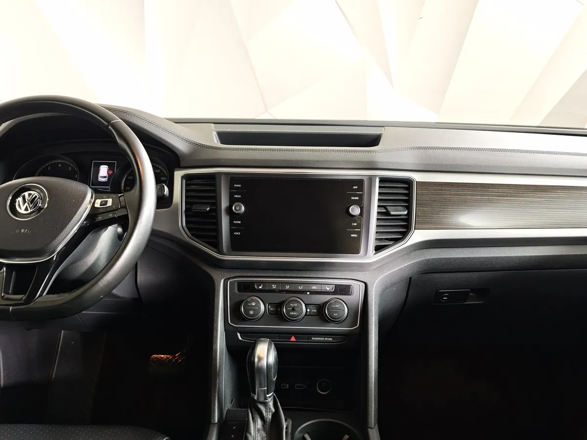 Volkswagen Teramont 2.0T AT 4Motion (220 л.с.) Status Серый в АВИЛОН. Слайд №14