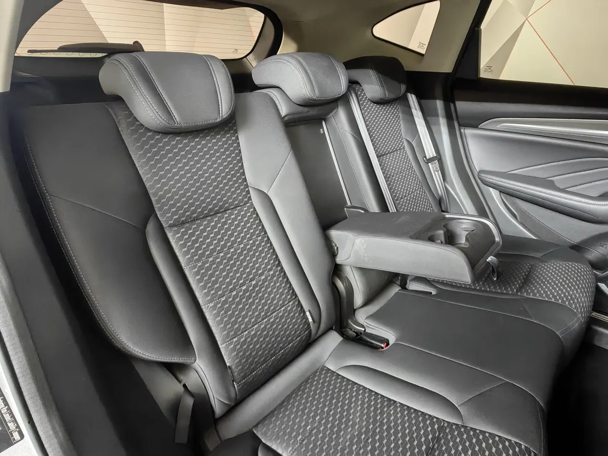 Haval F7 1.5 AT 4WD (150 л.с.) Elite Серый в АВИЛОН. Слайд №16
