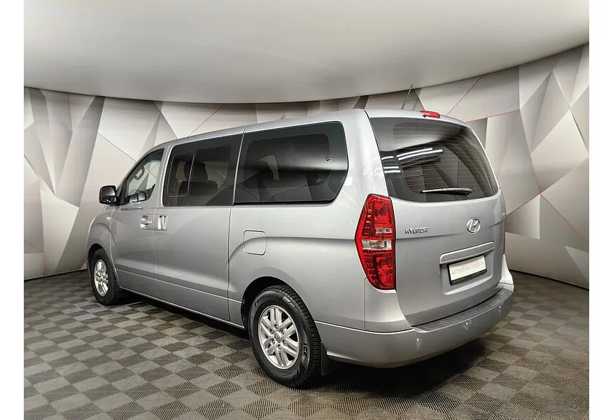 Hyundai H-1 2.5 CRDi AT (170 л.с.) Dynamic Серый в АВИЛОН. Слайд №4