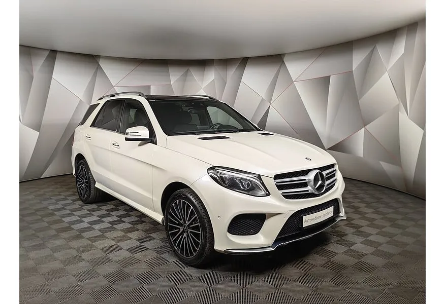 Mercedes-Benz GLE 400 4MATIC 9G-TRONIC (333 л.с.) Особая серия Белый в АВИЛОН. Слайд №3