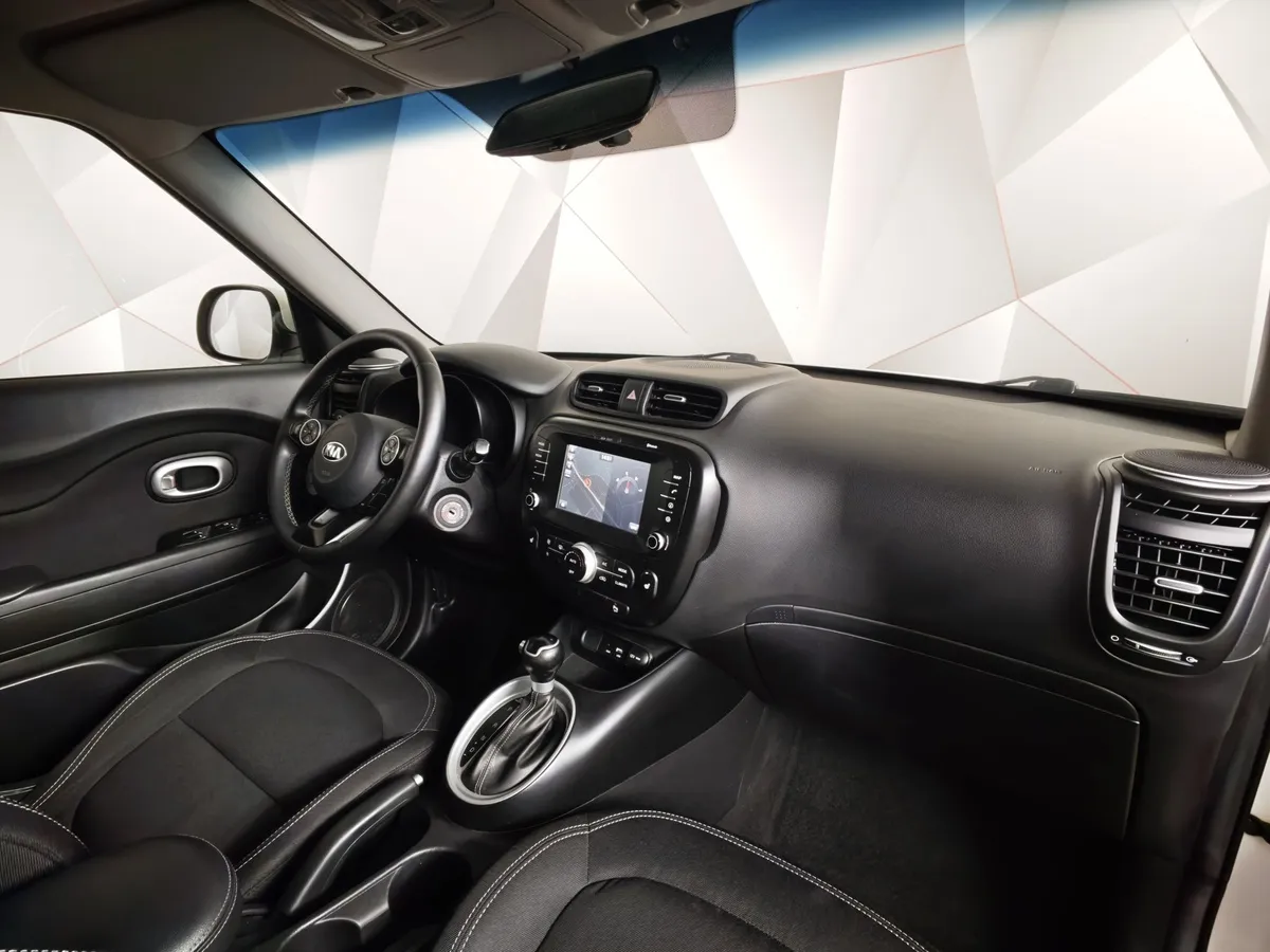 Kia Soul 1.6 AT (124 л.с.) Белый в АВИЛОН. Слайд №13