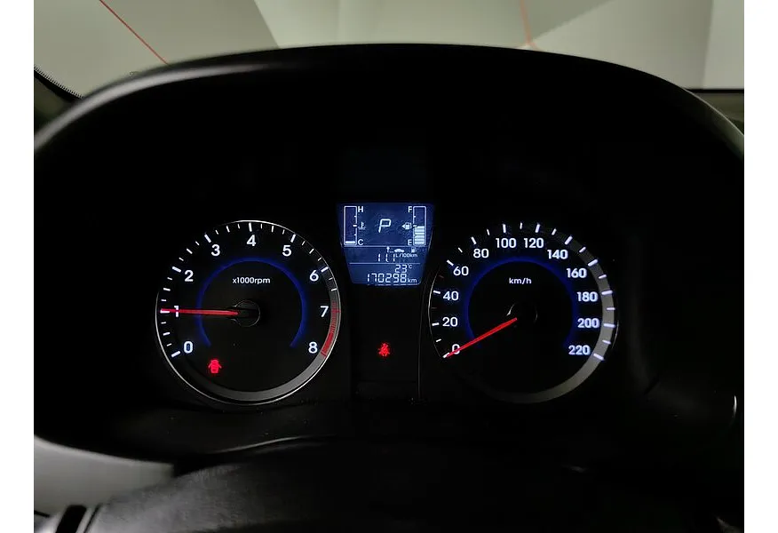 Hyundai Solaris 1.6 AT (123 л.с.) Super Series Коричневый в АВИЛОН. Слайд №16